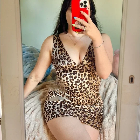 Dolce & Gabbana Leopard Mini Dress - Picture 7 of 7